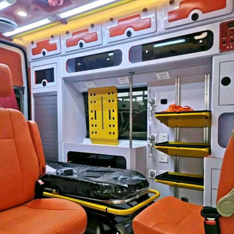 眉山长途救护车护送病人租赁价格